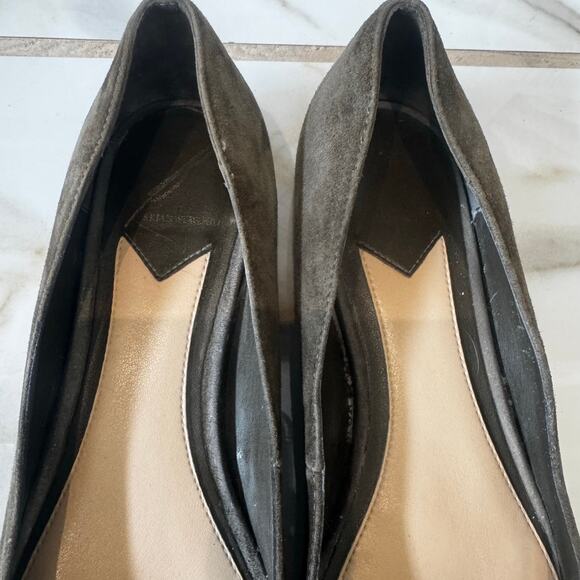 Brian Atwood Pointed Toe Flats Size 7 B-Shini Olive Green Suede Metal Art Tip - Picture 4 of 10